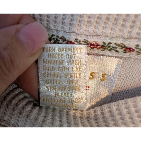 VTG 90s Express Athleisure Embroidered Collegiate Academia Crew Neck Sweatshirt - Picture 7 of 7